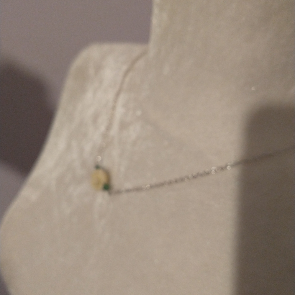 Flower neckalce - Picture 3 of 7